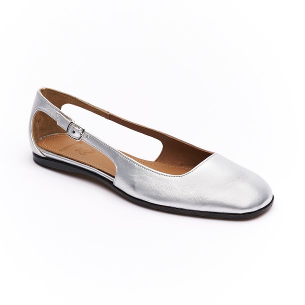 Elia Maurizi ballerina slv