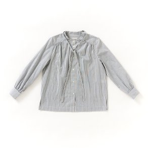  Skjortebluse med bindebnd striber